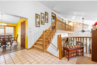 9201 W County Line Rd, Milwaukee, WI 53224 - Photo 3