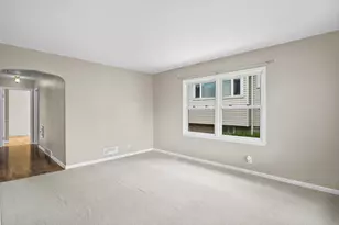 12723 W Colfax Pl, Butler, WI 53007 - Photo 11