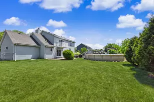 9013 S 26th St, Oak Creek, WI 53154 - Photo 3