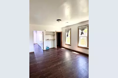 2335 S 16th St, Milwaukee, WI 53215 - Photo 11