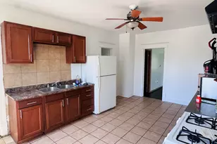 2335 S 16th St, Milwaukee, WI 53215 - Photo 5