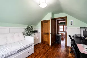 2741 S Delaware Ave, Milwaukee, WI 53207 - Photo 17