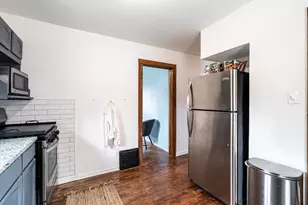 2741 S Delaware Ave, Milwaukee, WI 53207 - Photo 13