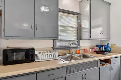 4455 N Teutonia Ave, Milwaukee, WI 53209 - Photo 9