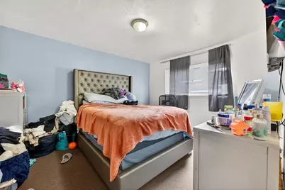 5412 W Mill Rd, Milwaukee, WI 53218 - Photo 21
