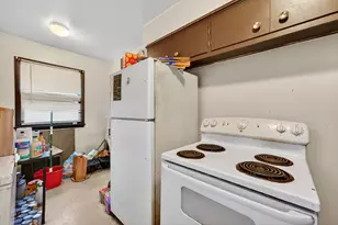 6407 N 54th St, Milwaukee, WI 53223 - Photo 19