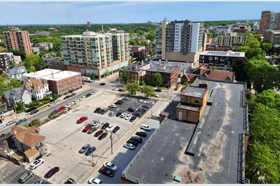 1707 N Prospect Ave #16D, Milwaukee, WI 53202 - Photo 35