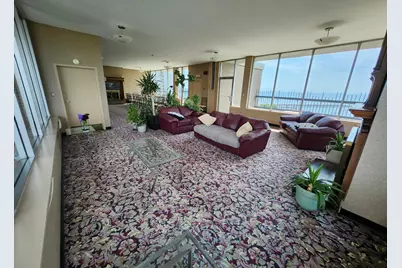 1707 N Prospect Ave #16D, Milwaukee, WI 53202 - Photo 11