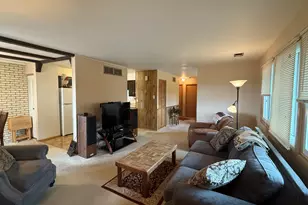 6324 S 20th St, Milwaukee, WI 53221 - Photo 7