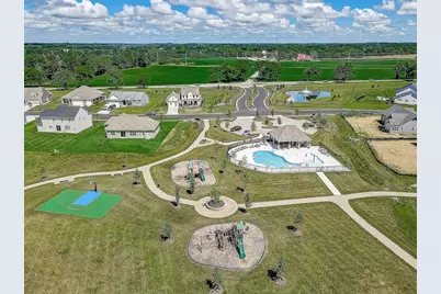 2938  Yahara Dr, Summit, WI 53066 - Photo 41