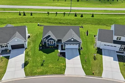 2938  Yahara Dr, Summit, WI 53066 - Photo 37