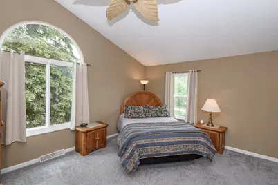14355 W Lenox Dr, New Berlin, WI 53151 - Photo 15