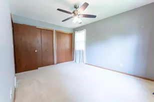 714 E Capitol Dr, Hartland, WI 53029 - Photo 17