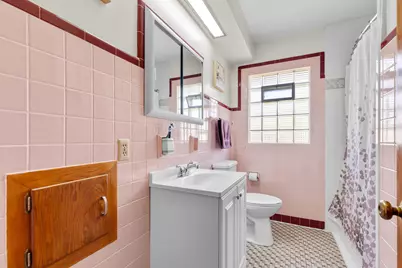 2781 S 76th St, West Allis, WI 53219 - Photo 17
