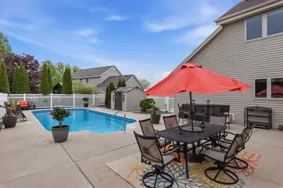 348 S Maple Ln, Saukville, WI 53080 - Photo 11