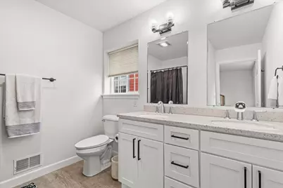 1821  Farm View Dr, Port Washington, WI 53024 - Photo 27