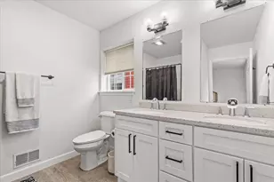 1821 Farm View Dr, Port Washington, WI 53024 - Photo 27