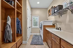 N52W21378 Golfview Dr, Menomonee Falls, WI 53051 - Photo 13