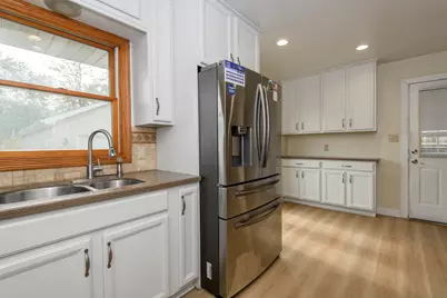 1515  19th Ave, Kenosha, WI 53140 - Photo 9