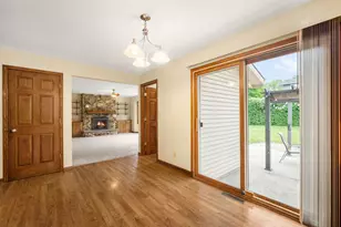 15025 W Vera Cruz Dr, New Berlin, WI 53151 - Photo 9