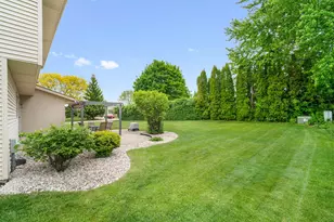 15025 W Vera Cruz Dr, New Berlin, WI 53151 - Photo 31