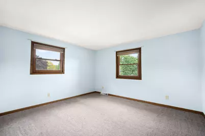 15025 W Vera Cruz Dr, New Berlin, WI 53151 - Photo 23