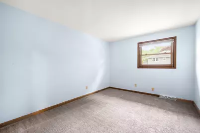 15025 W Vera Cruz Dr, New Berlin, WI 53151 - Photo 25