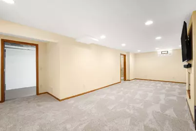 15025 W Vera Cruz Dr, New Berlin, WI 53151 - Photo 27