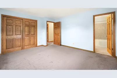 15025 W Vera Cruz Dr, New Berlin, WI 53151 - Photo 21