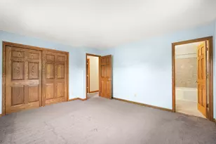 15025 W Vera Cruz Dr, New Berlin, WI 53151 - Photo 21