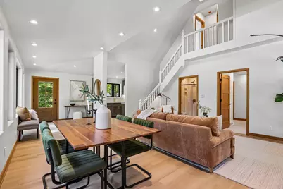 637  1st St, Delafield, WI 53018 - Photo 9