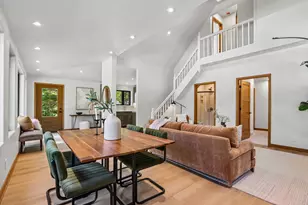 637 1st St, Delafield, WI 53018 - Photo 9