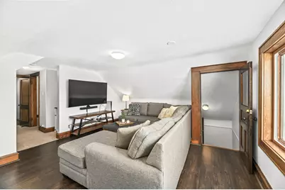 2209 N 62nd St, Wauwatosa, WI 53213 - Photo 23