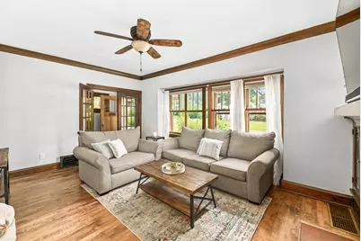 2209 N 62nd St, Wauwatosa, WI 53213 - Photo 7