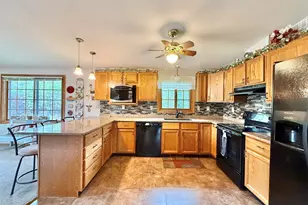 N3357 Ivy Rd, Geneva, WI 53147 - Photo 7