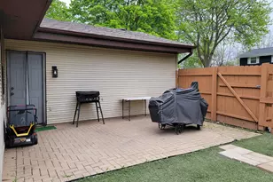 5805 N 111th St, Milwaukee, WI 53225 - Photo 31