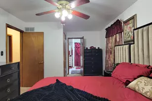 5805 N 111th St, Milwaukee, WI 53225 - Photo 17