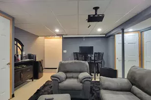 5805 N 111th St, Milwaukee, WI 53225 - Photo 27