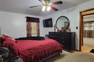 5805 N 111th St, Milwaukee, WI 53225 - Photo 15