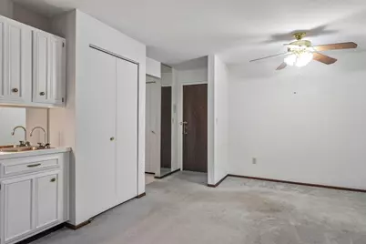 4215 N 100th St #203, Milwaukee, WI 53222 - Photo 9