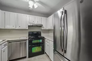 4215 N 100th St, Milwaukee, WI 53222 - Photo 5