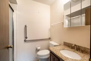 6100 W Stone Hedge Dr, Greenfield, WI 53220 - Photo 17