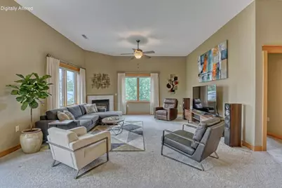 N51W34861  Wisconsin Ave #2110, Oconomowoc, WI 53069 - Photo 9