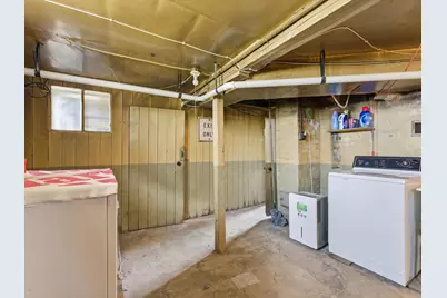 1012  Manila St, Manitowoc, WI 54220 - Photo 23