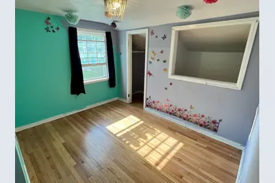 7232 W Fairmount Ave, Milwaukee, WI 53218 - Photo 9