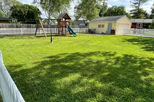 7232 W Fairmount Ave, Milwaukee, WI 53218 - Photo 13