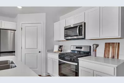 573  Revere St, Burlington, WI 53105 - Photo 11