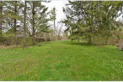 5118  Graceland Blvd, Racine, WI 53406 - Photo 9