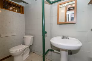 5212 S 20th St, Milwaukee, WI 53221 - Photo 25