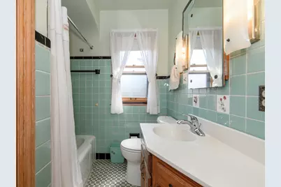 5212 S 20th St, Milwaukee, WI 53221 - Photo 15